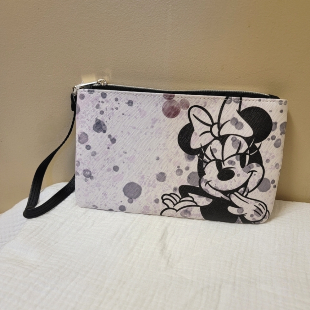Dani Minnie Mouse Wristlet Clutch Cosmetic Pouch